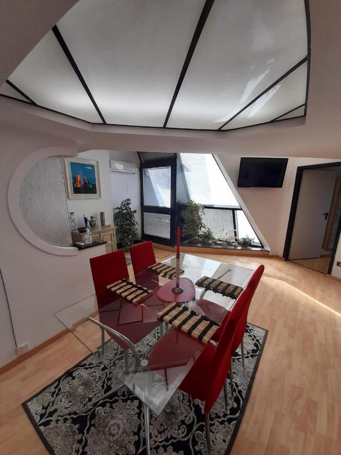 Corte Lambruschini Central Apartment With Free Covered Parking Genova Eksteriør billede