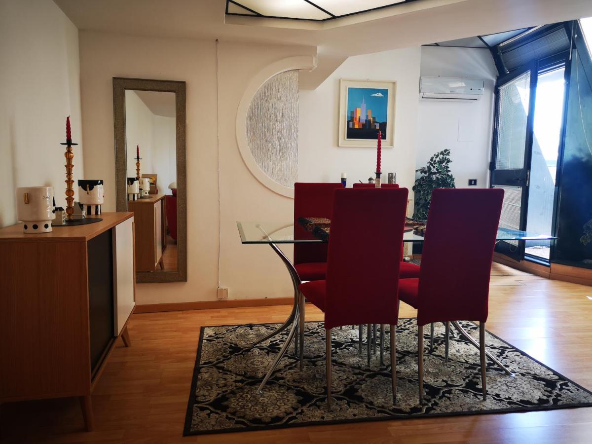Corte Lambruschini Central Apartment With Free Covered Parking Genova Eksteriør billede
